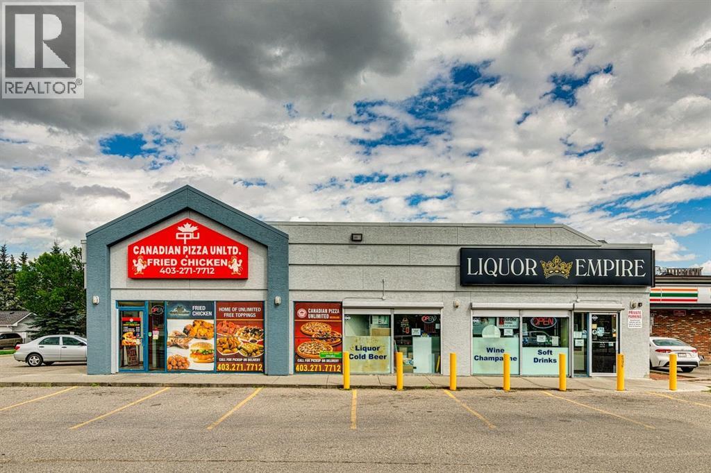 Single Family House for Sale in   Canyon Meadows Drive SE Queensland Calgary 