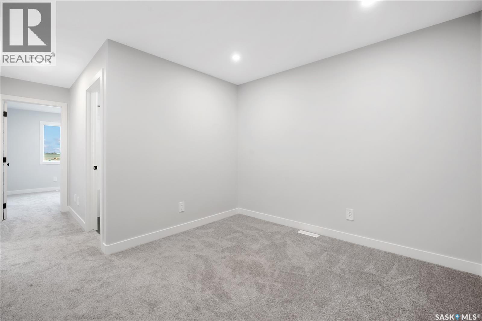 Photo 23 of 3163 Bowen Street, Regina SK