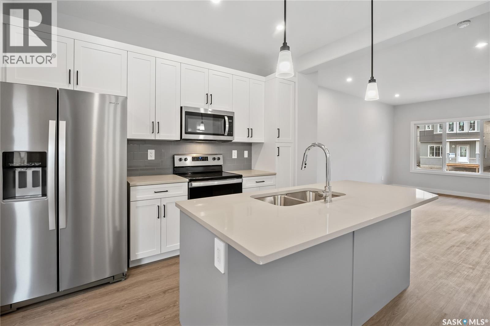 Photo 11 of 3163 Bowen Street, Regina SK