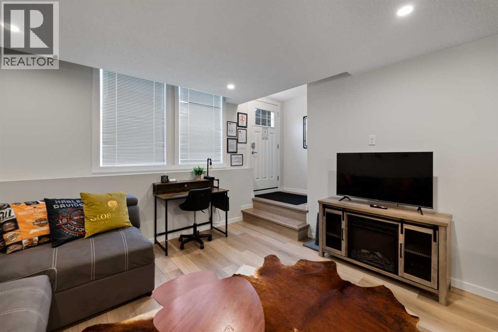 Single Family House for Sale in  Cranbrook Square SE Cranston Calgary 