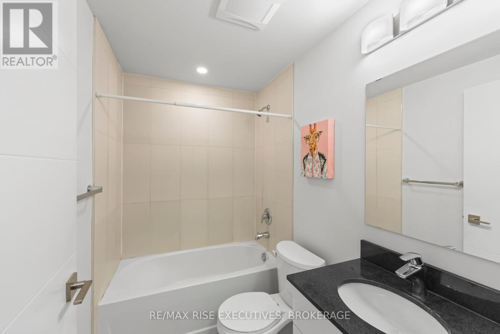 Photo 8 of 515 652 Princess Street, Kingston ON