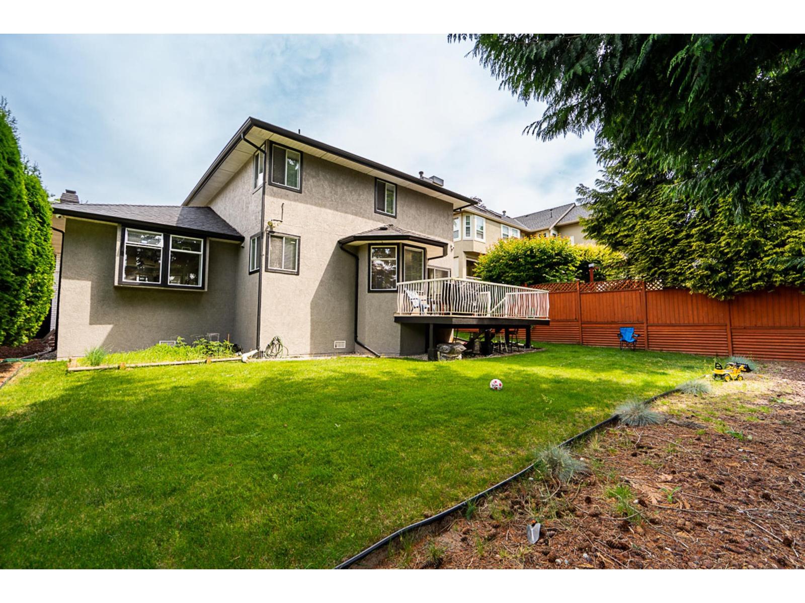 Photo 40 of 14926 83 A Avenue, Surrey BC