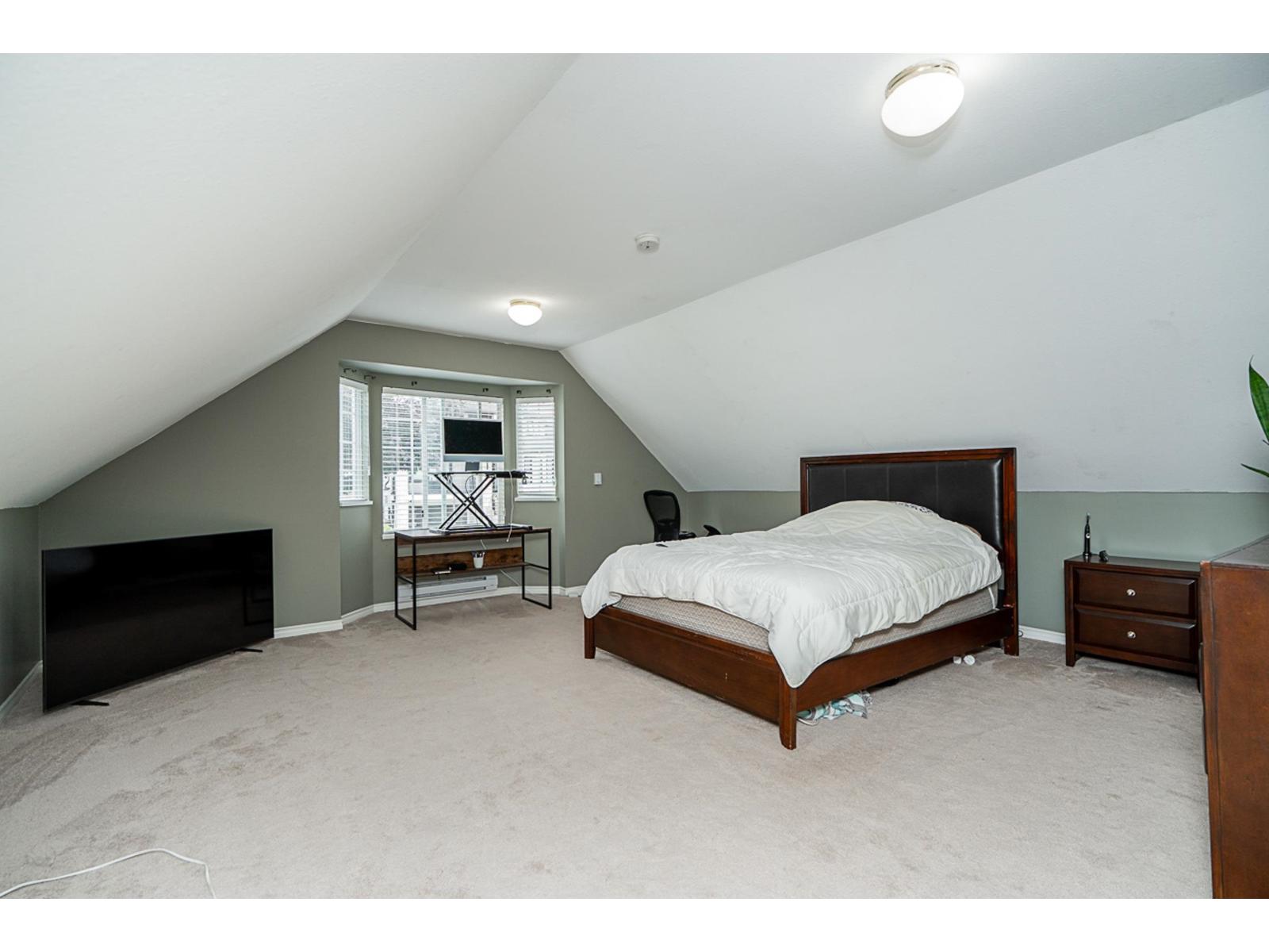 Photo 31 of 14926 83 A Avenue, Surrey BC