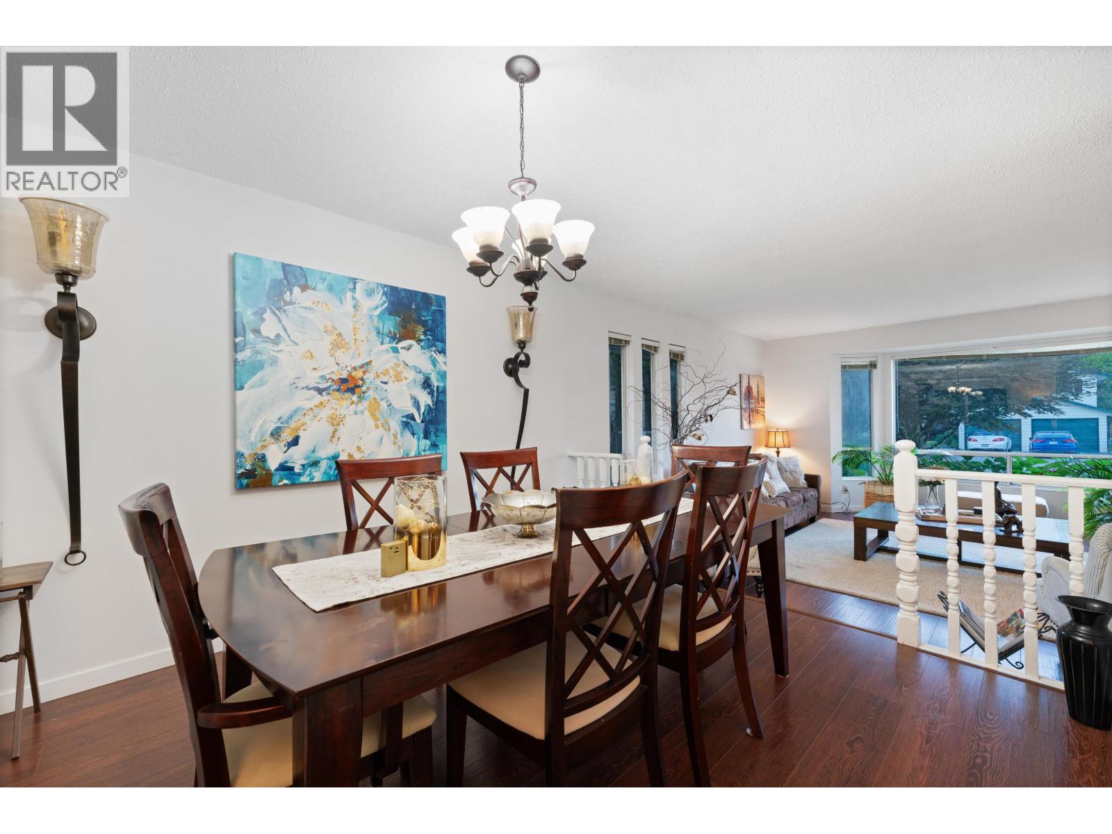 Photo 7 of 21034 Barker Avenue, Maple Ridge BC