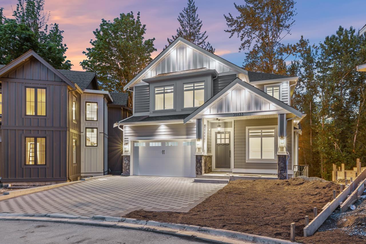Photo 2 of 4 35133 Christina Place, Abbotsford BC
