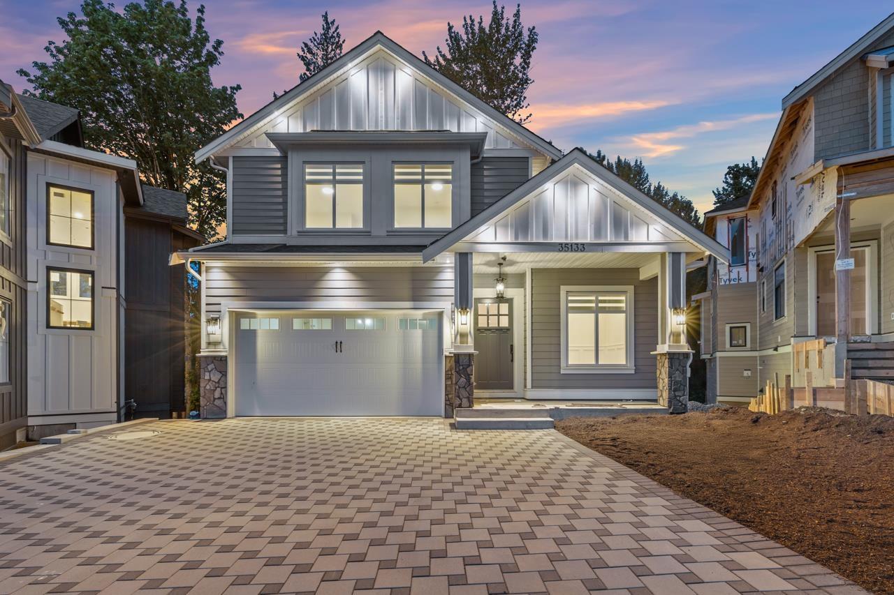 Photo 1 of 4 35133 Christina Place, Abbotsford BC