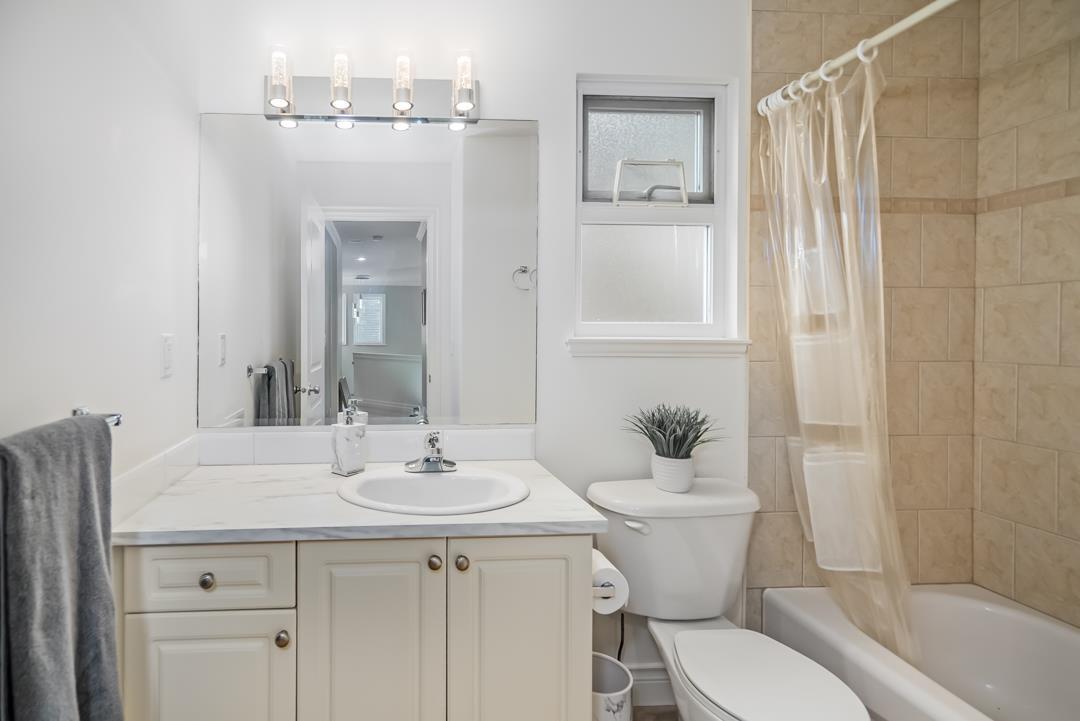 Photo 26 of 6848 198 B Street, Langley BC