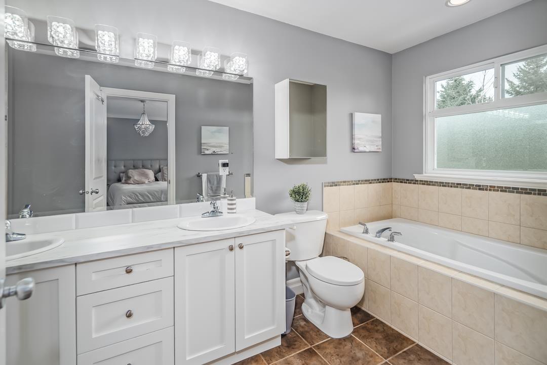 Photo 23 of 6848 198 B Street, Langley BC