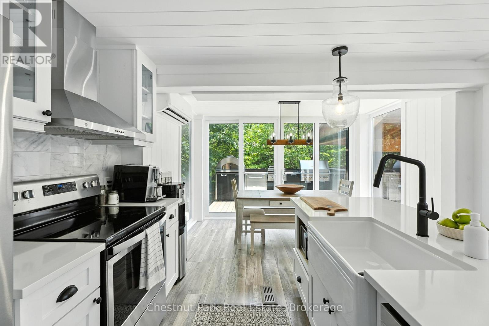 Photo 12 of 107 Steeles Road, Seguin ON