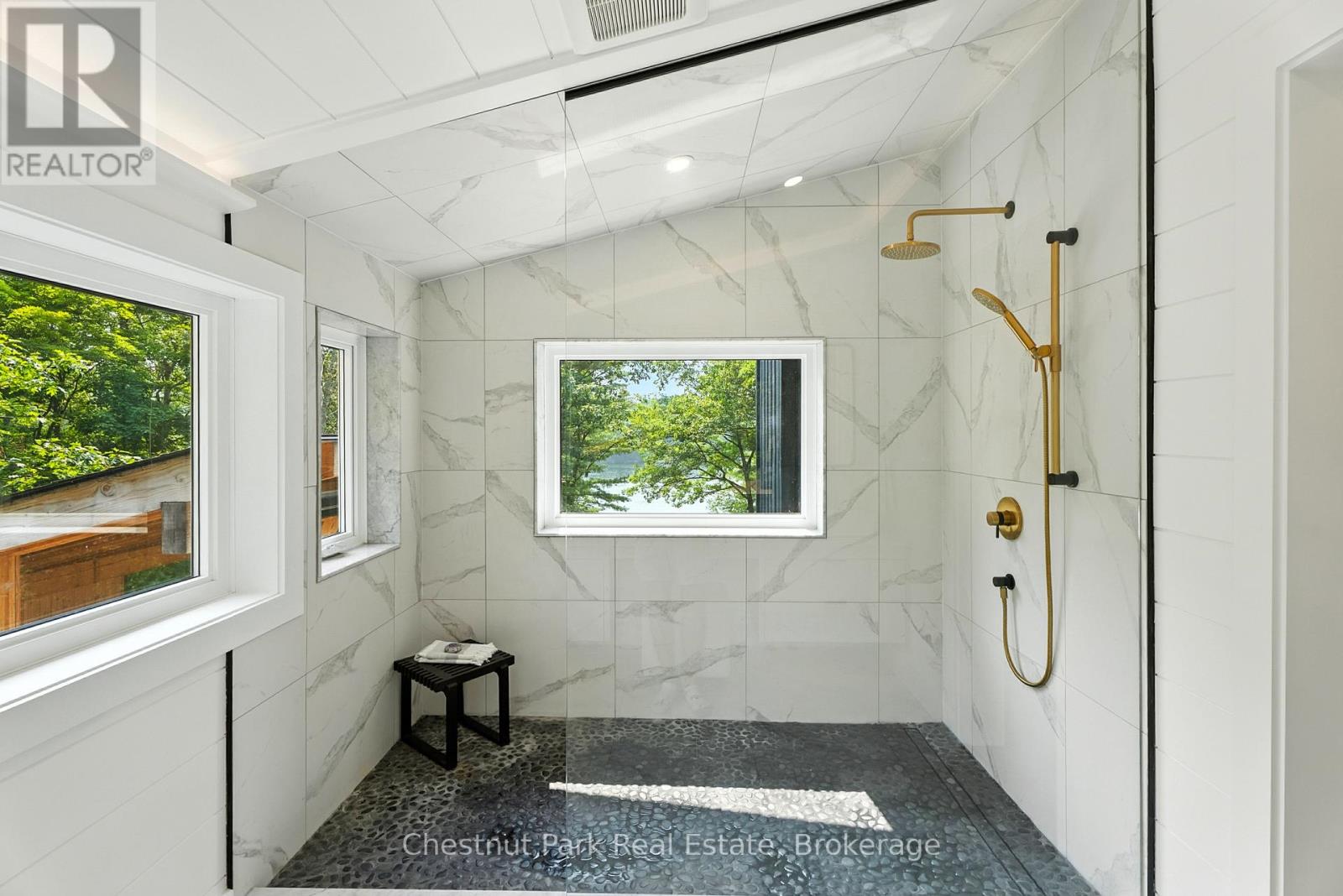 Photo 27 of 107 Steeles Road, Seguin ON