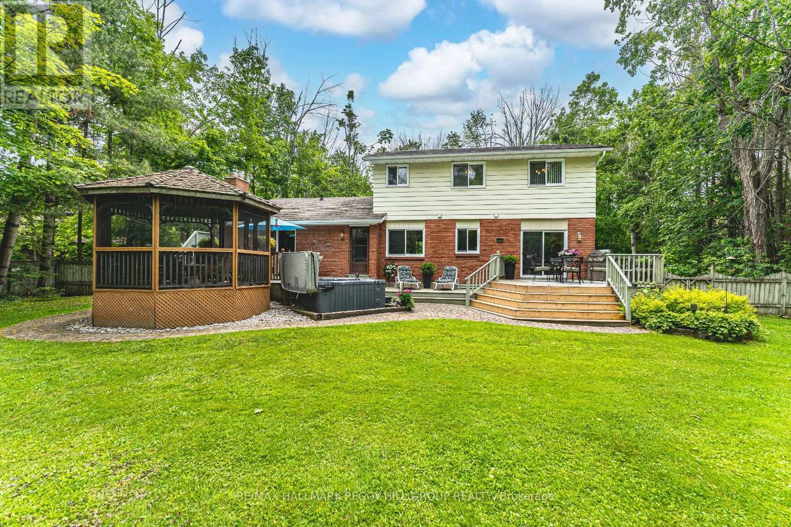 Photo 28 of 102 Tudhope Boulevard, Oromedonte ON