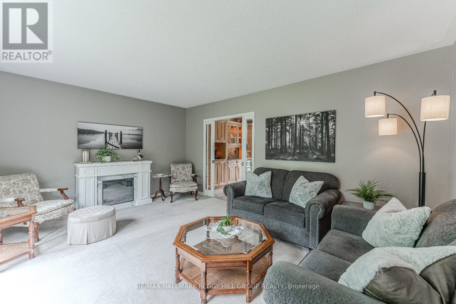Photo 9 of 102 Tudhope Boulevard, Oromedonte ON