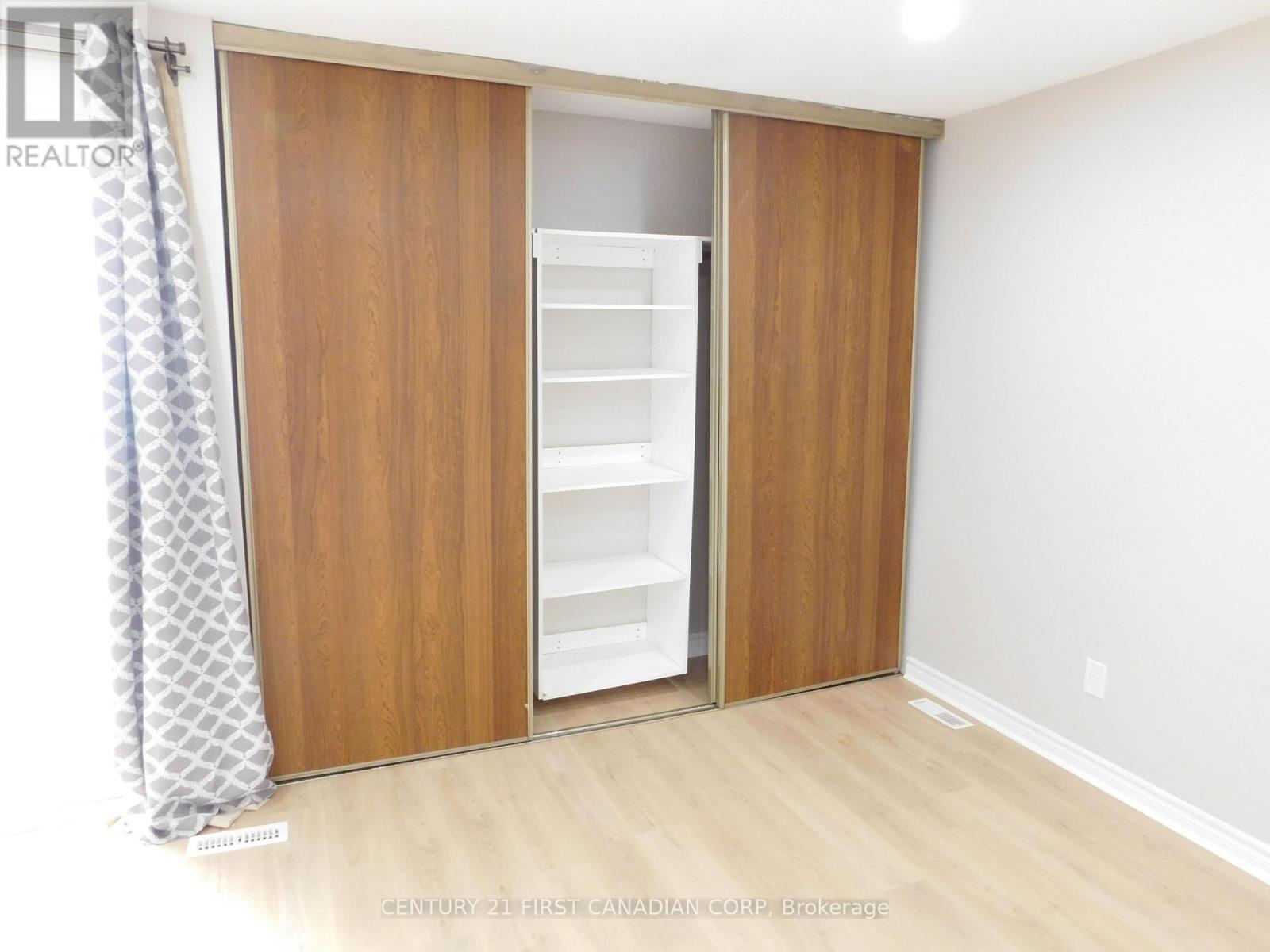Photo 17 of 2 500 Osgoode Drive, London South ON