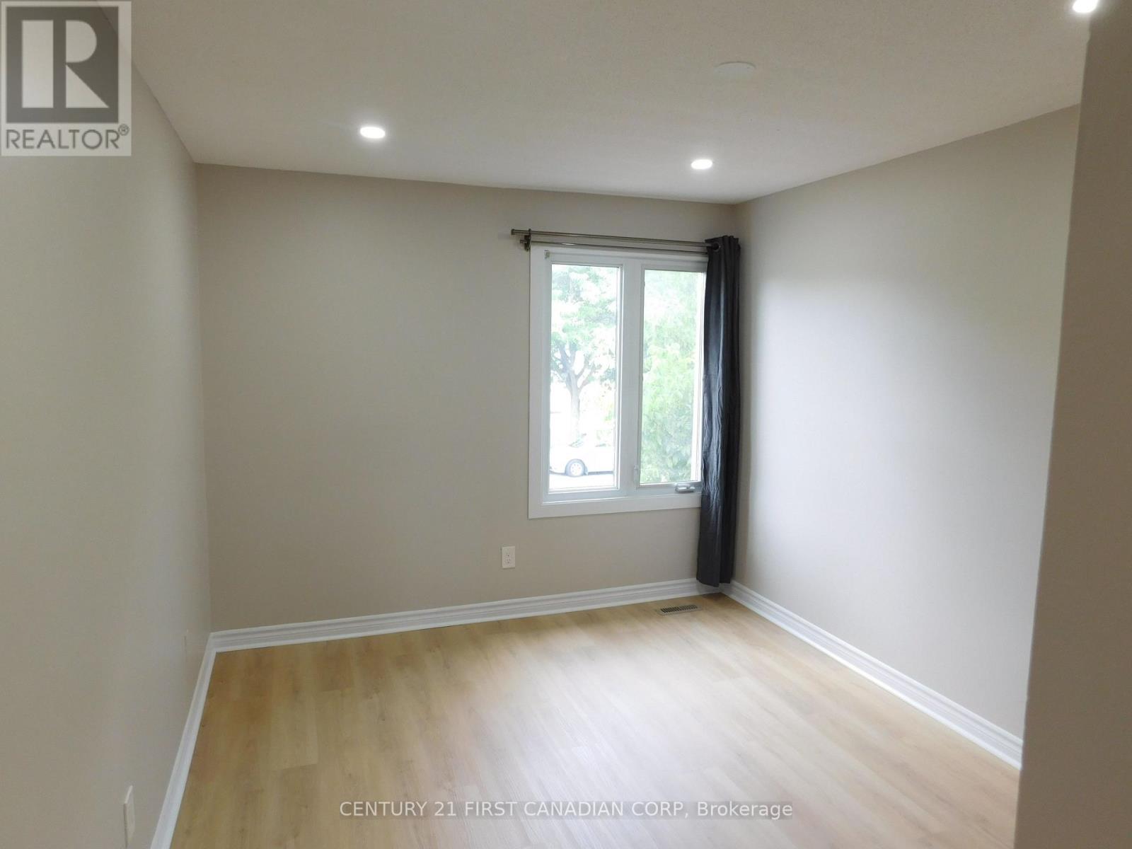 Photo 20 of 2 500 Osgoode Drive, London South ON