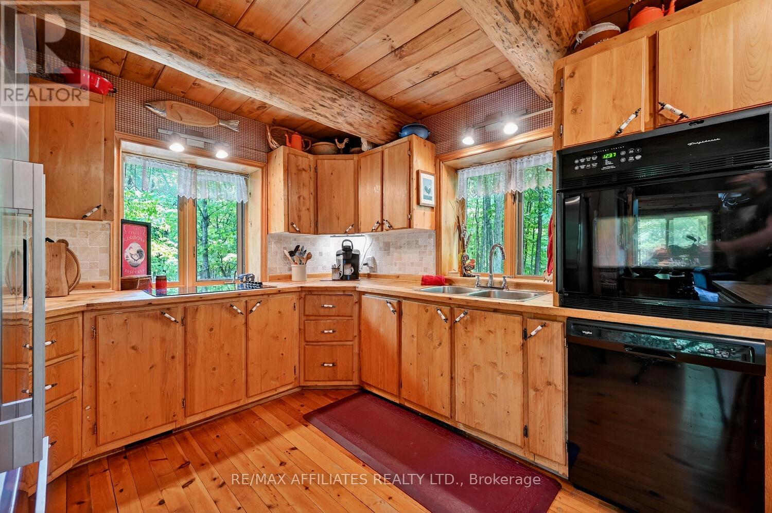 Photo 13 of 125 Otter Lake Road, Rideau Lakes ON