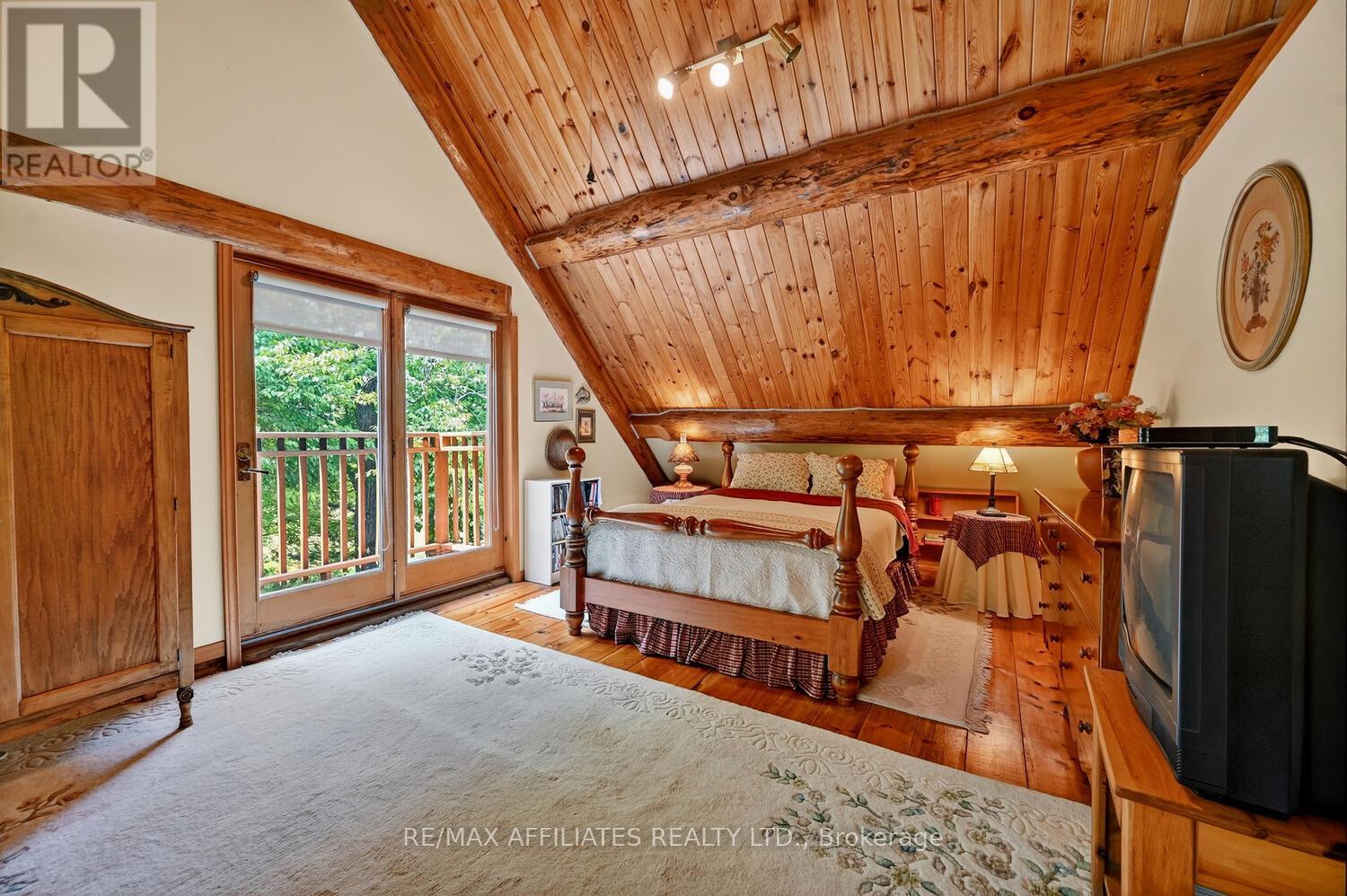 Photo 16 of 125 Otter Lake Road, Rideau Lakes ON