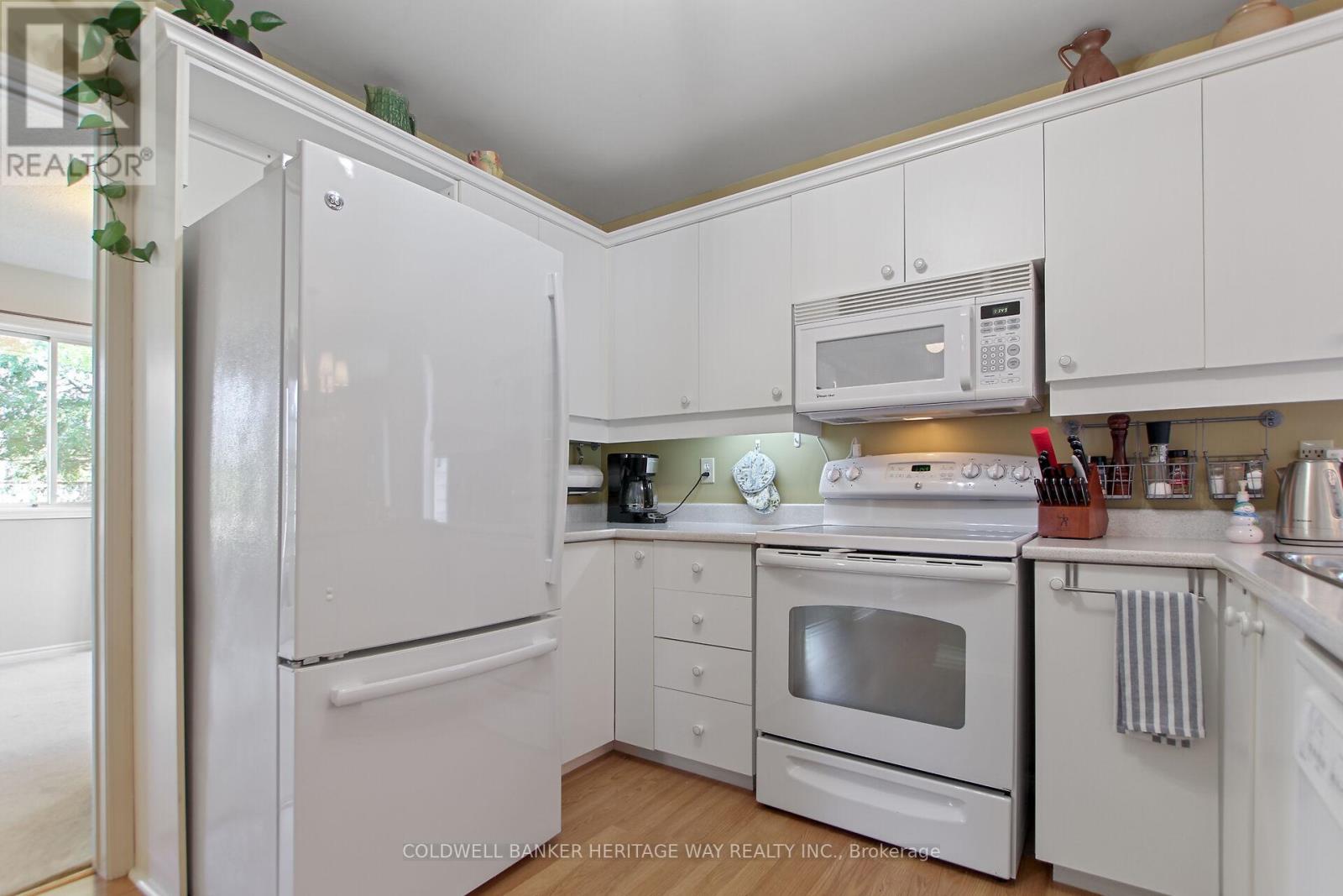 Photo 3 of 265 Julie Anne Crescent, Mississippi Mills ON