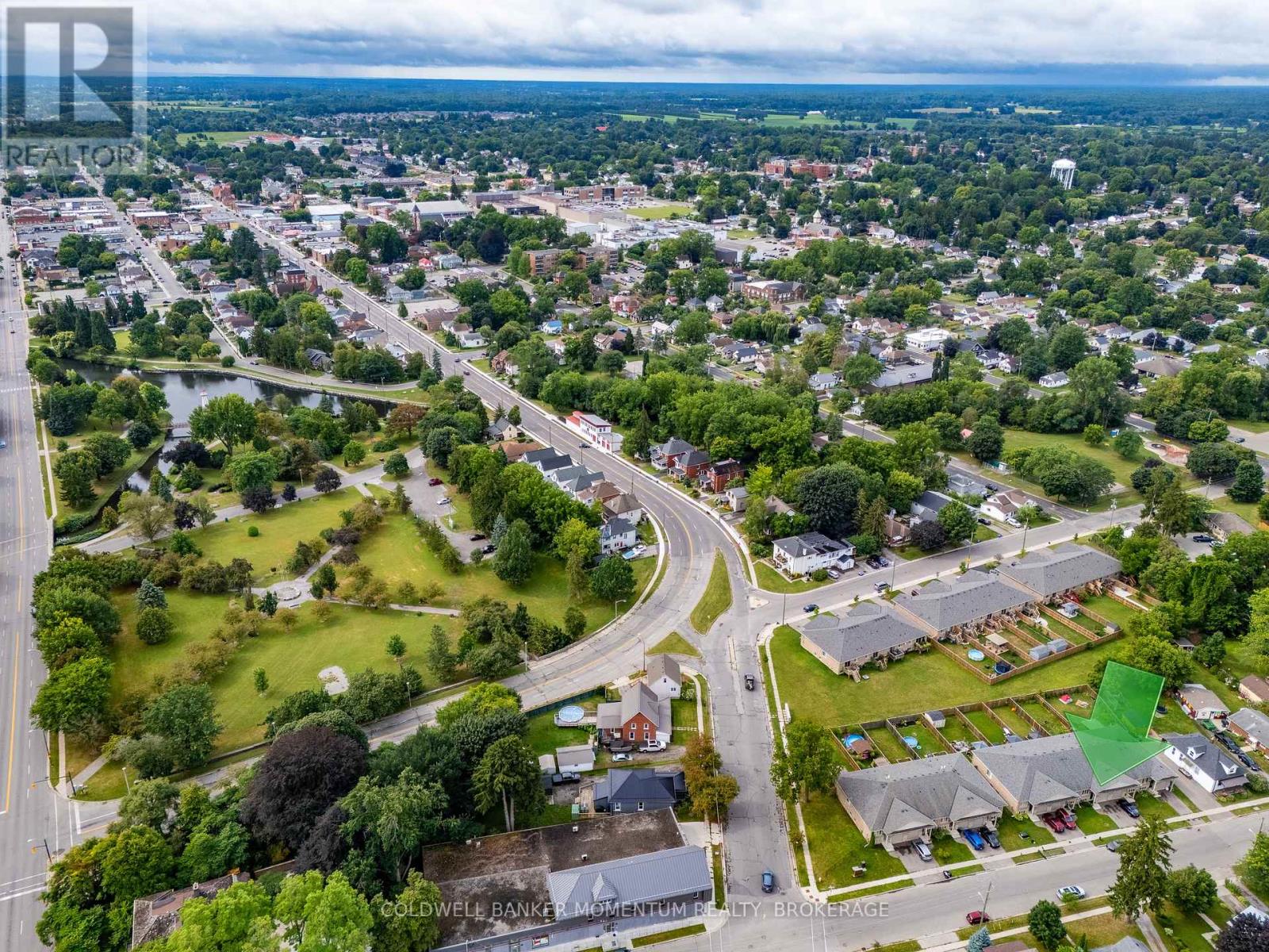 Photo 5 of 68 North Main Street, Norfolk ON