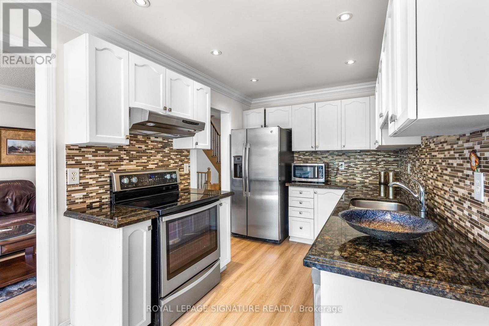 Photo 14 of 3940 Skyview Street, Mississauga ON