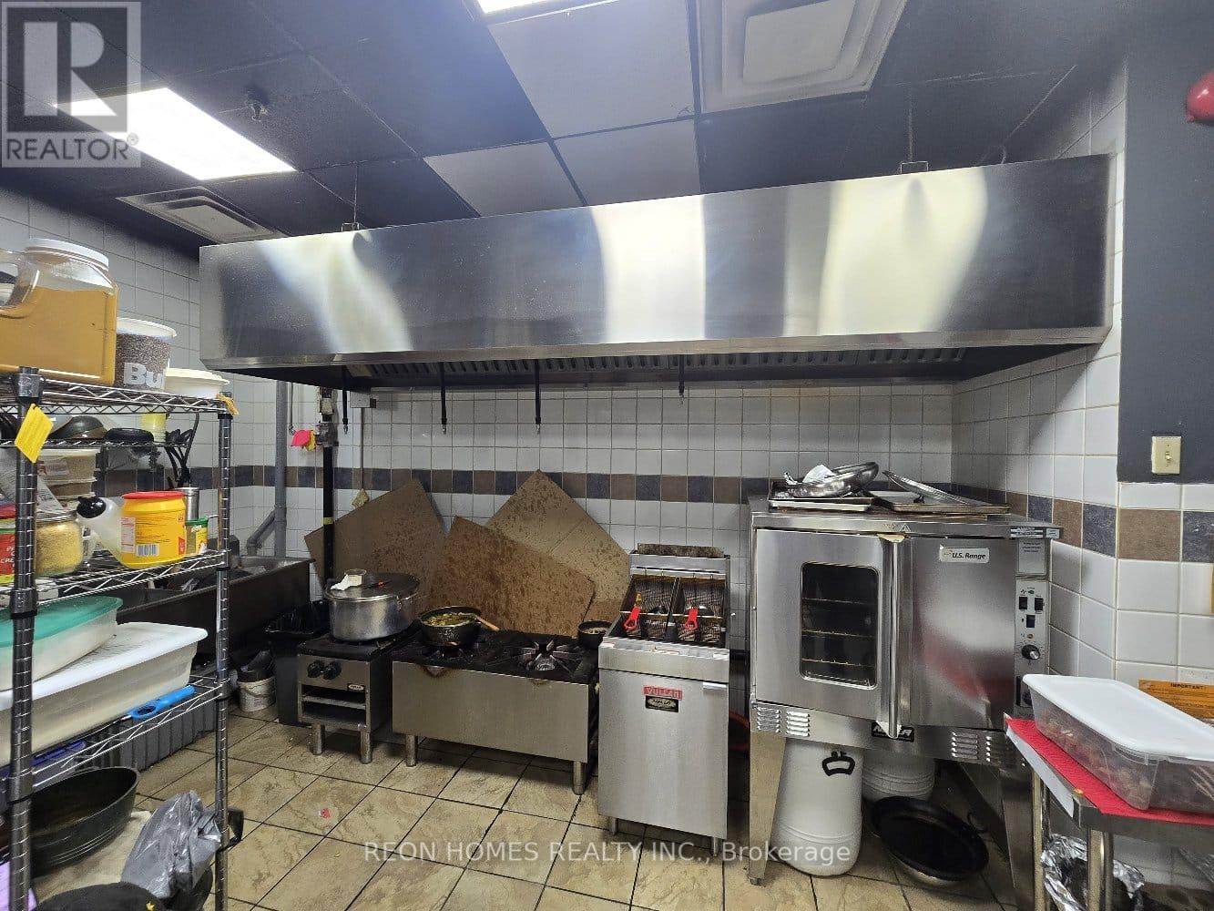 Photo 2 of 3 5010 Steels Avenue W, Toronto ON