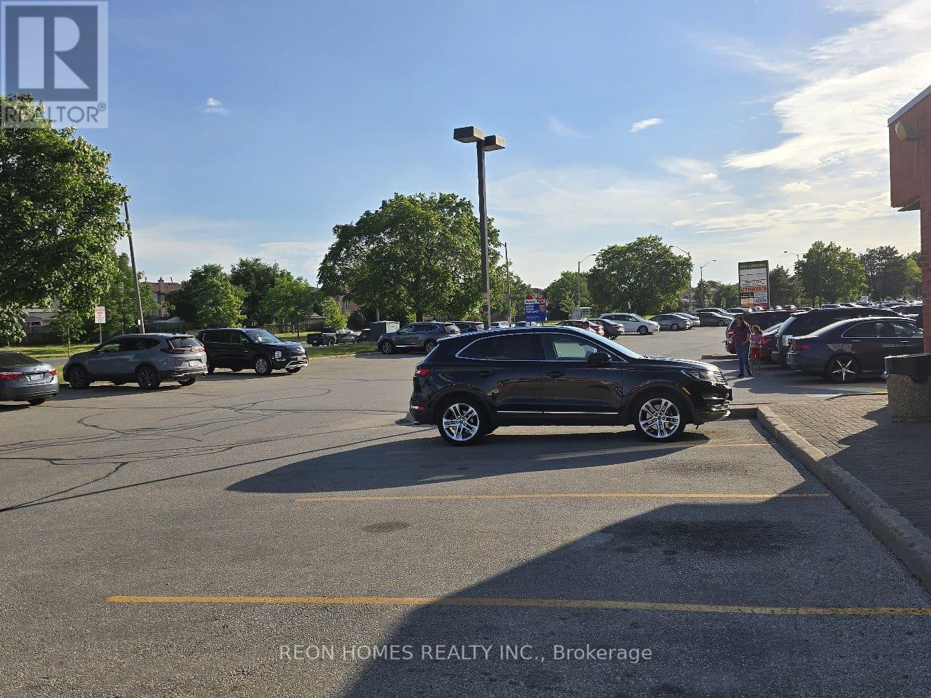 Photo 7 of 3 5010 Steels Avenue W, Toronto ON