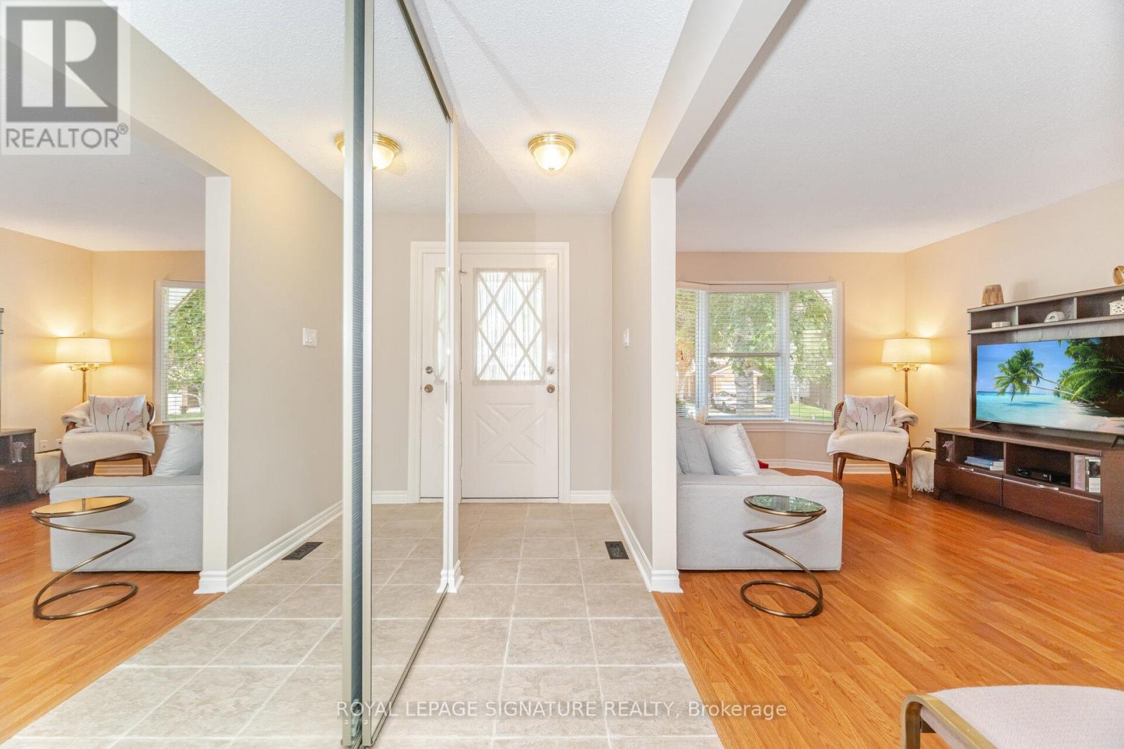 Photo 21 of 4204 Wheelwright Crescent, Mississauga ON