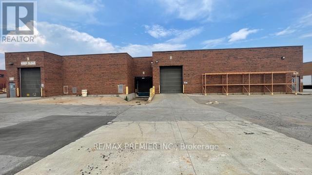 Photo 4 of 522 Edgeley Boulevard, Vaughan ON
