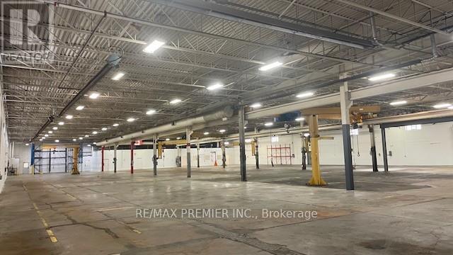 Photo 8 of 522 Edgeley Boulevard, Vaughan ON
