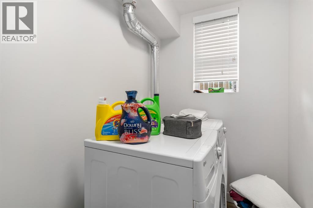 Photo 10 of 303 Waddy Lane, Strathmore AB