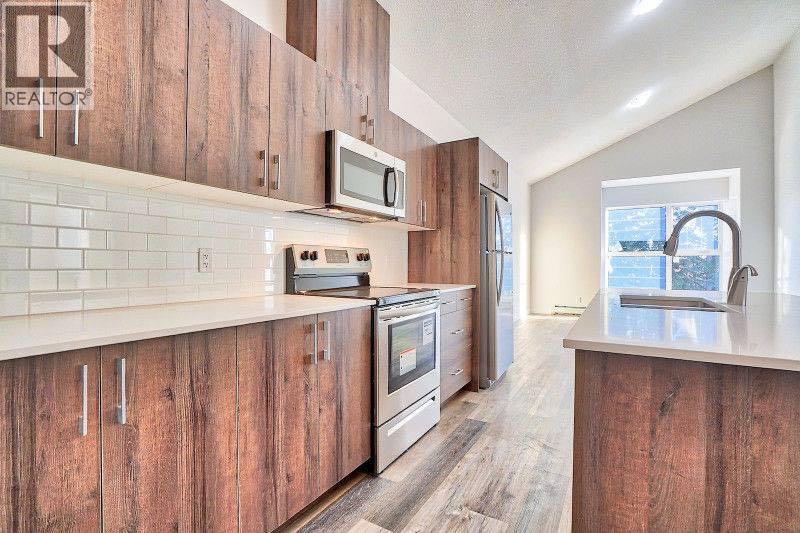 Photo 12 of 303 Waddy Lane, Strathmore AB
