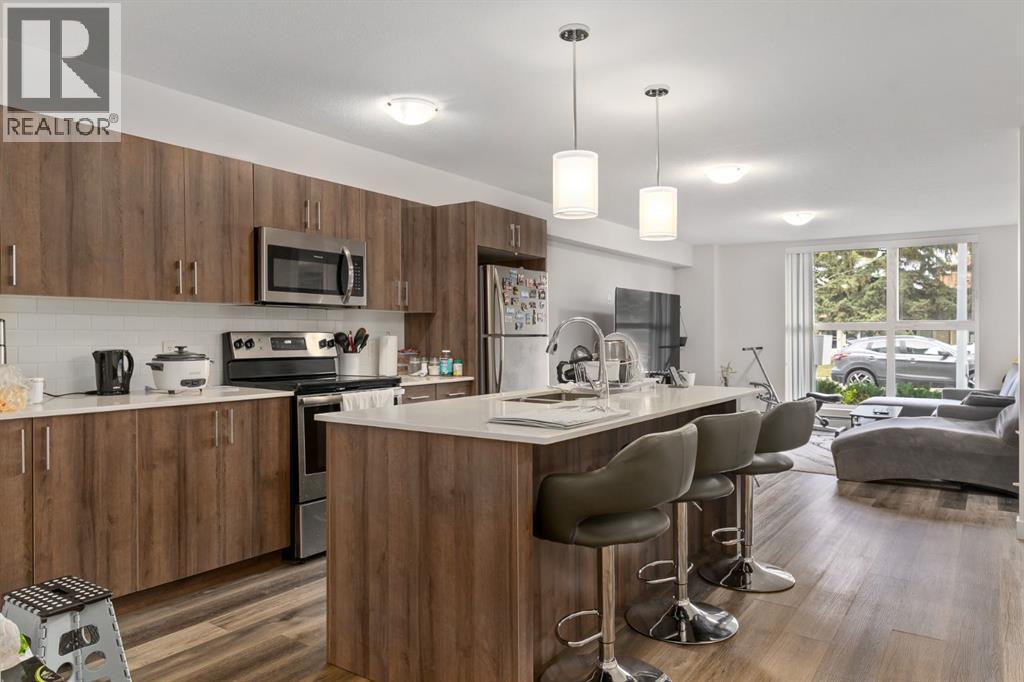 Photo 3 of 303 Waddy Lane, Strathmore AB