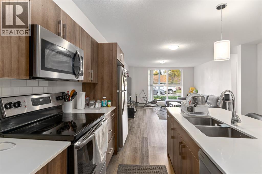 Photo 4 of 303 Waddy Lane, Strathmore AB