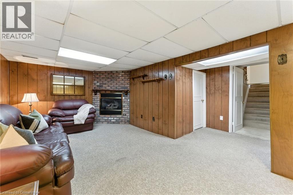 Photo 20 of 51 Pleasant Avenue, Dundas ON
