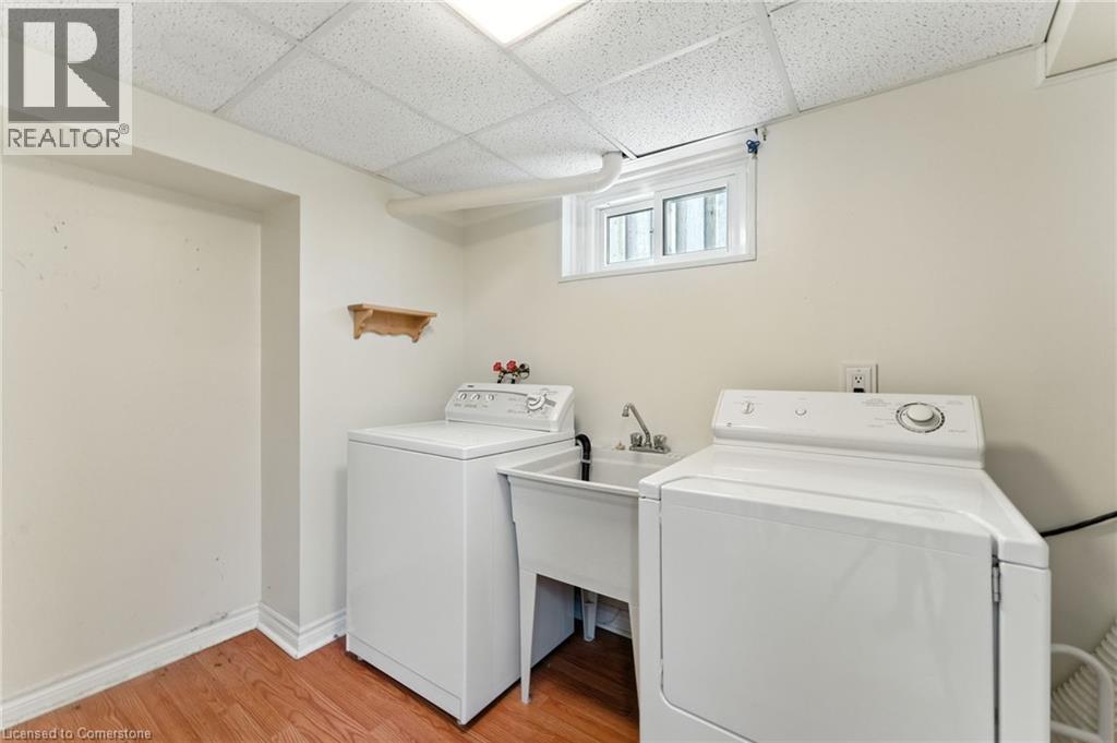 Photo 19 of 51 Pleasant Avenue, Dundas ON