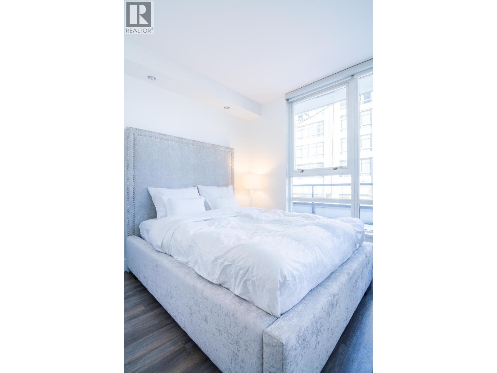 Photo 14 of 305 928 Beatty Street, Vancouver BC