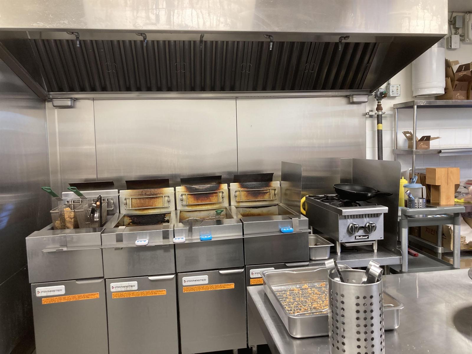 401B 8840 210 STREET, Langley