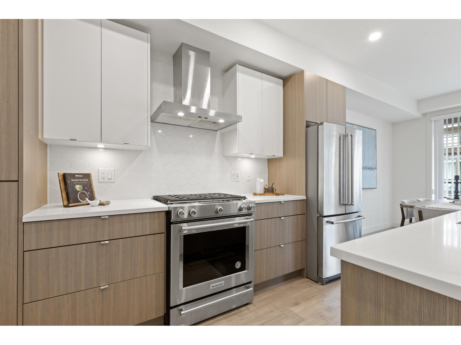 Photo 11 of 81 7947 209 Street, Langley BC