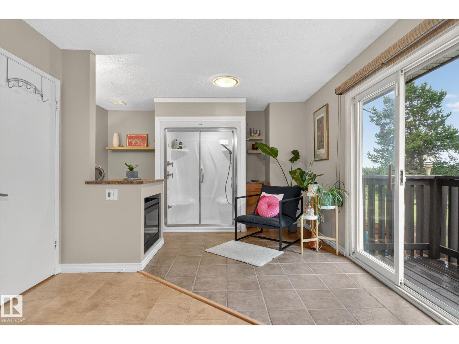 Single Family House for Sale in   AV NW Edmonton 
