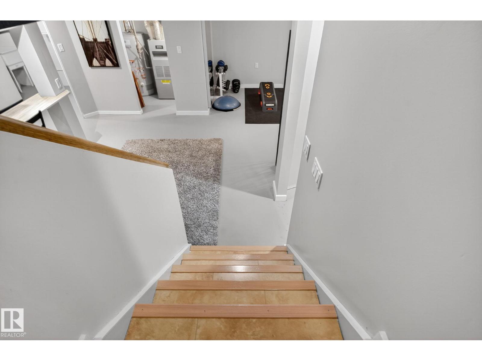 Single Family House for Sale in   AV NW Edmonton 