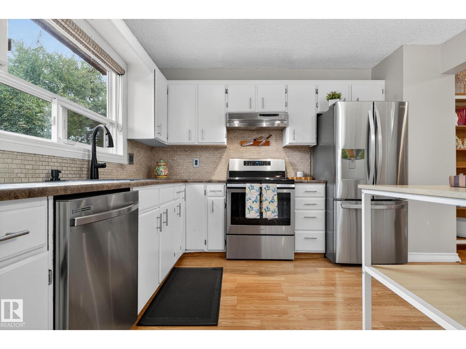 Single Family House for Sale in   AV NW Edmonton 