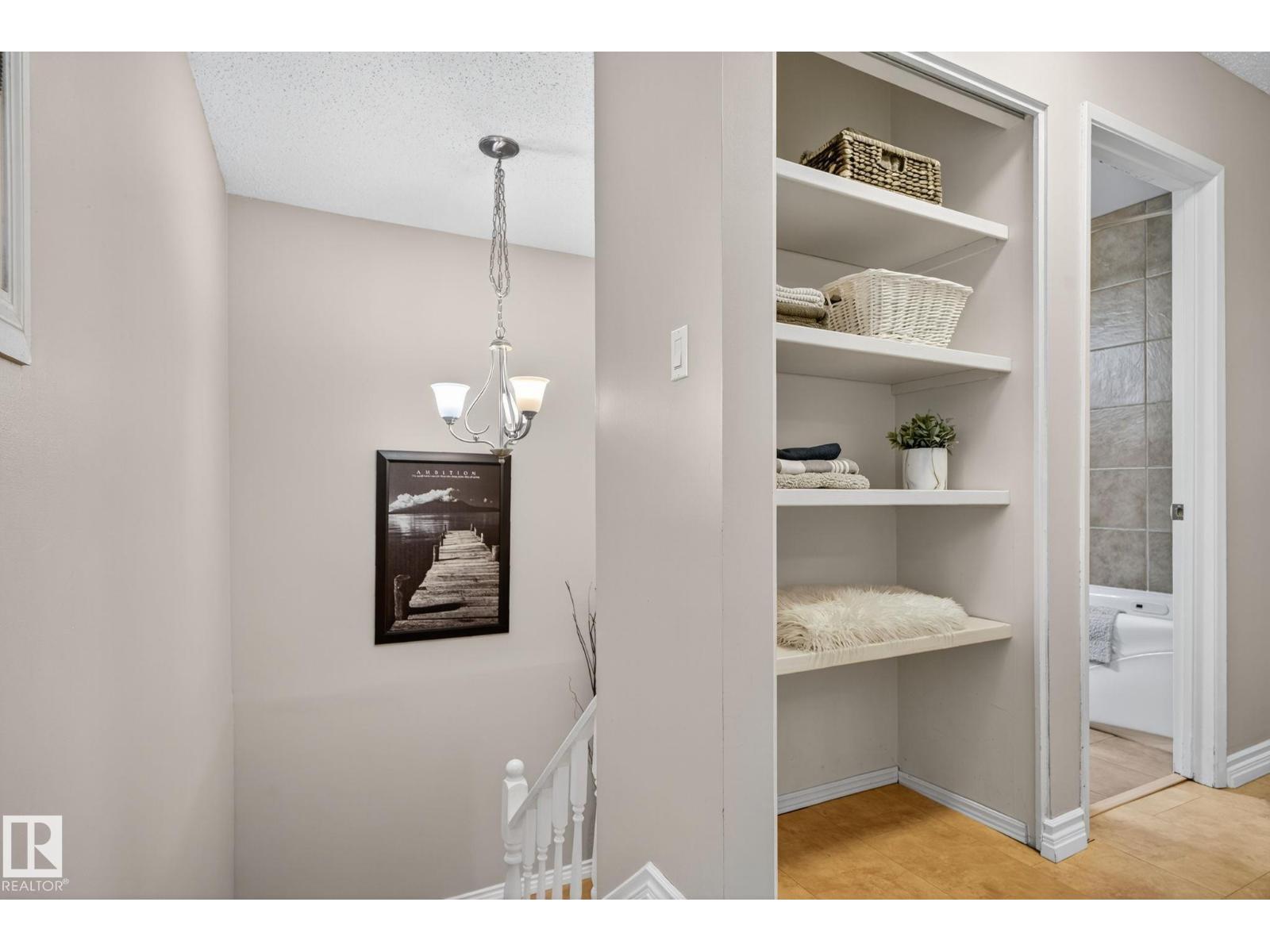 Single Family House for Sale in   AV NW Edmonton 