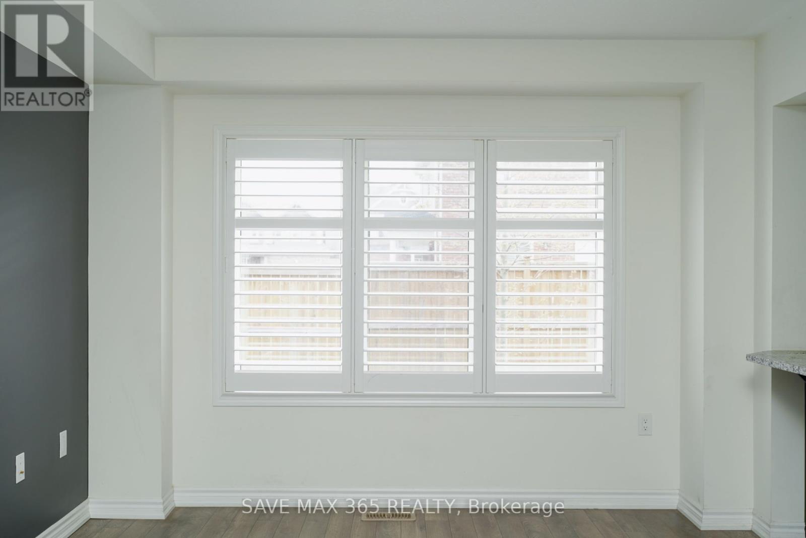 Photo 11 of 264 Waterbrook Lane, Kitchener ON