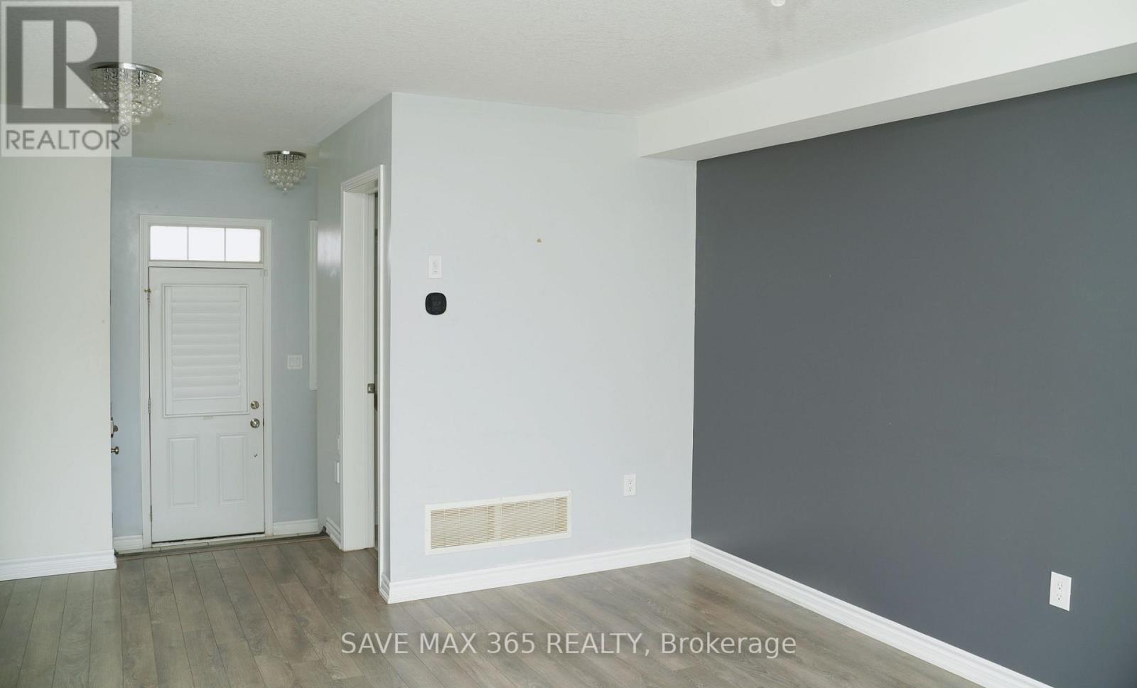 Photo 12 of 264 Waterbrook Lane, Kitchener ON
