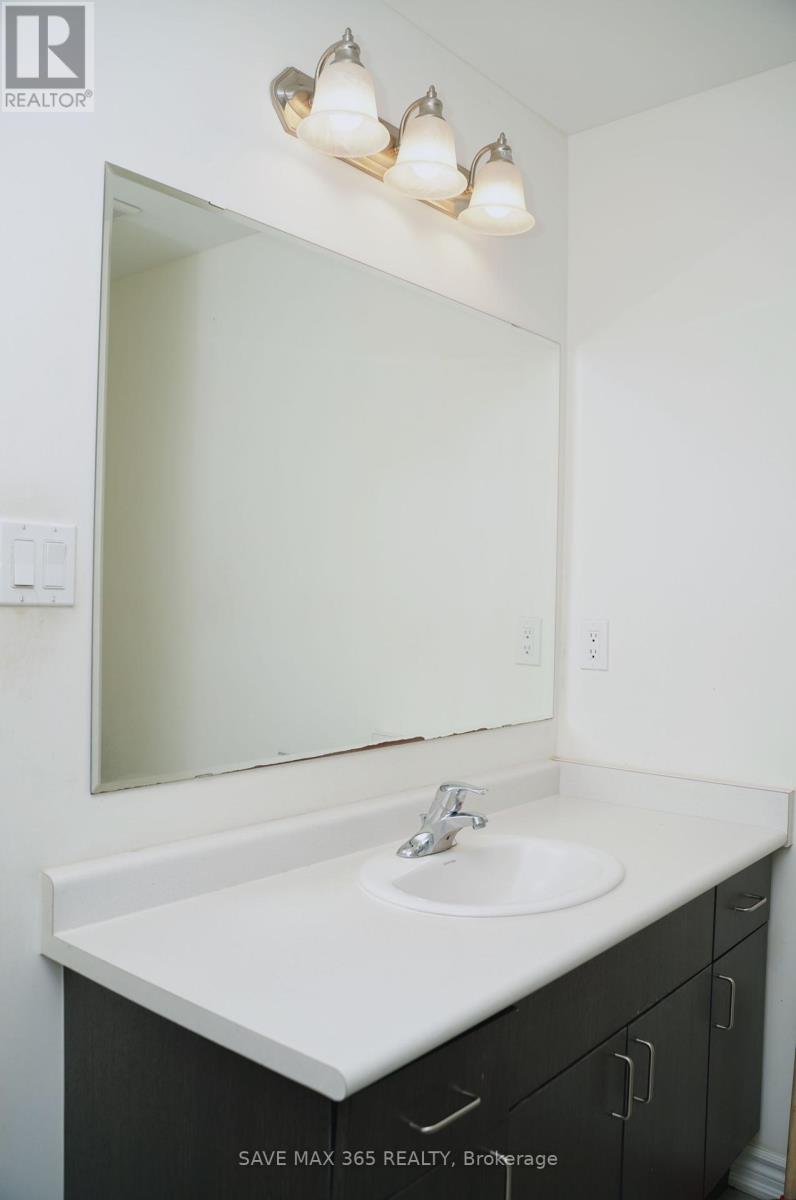 Photo 13 of 264 Waterbrook Lane, Kitchener ON