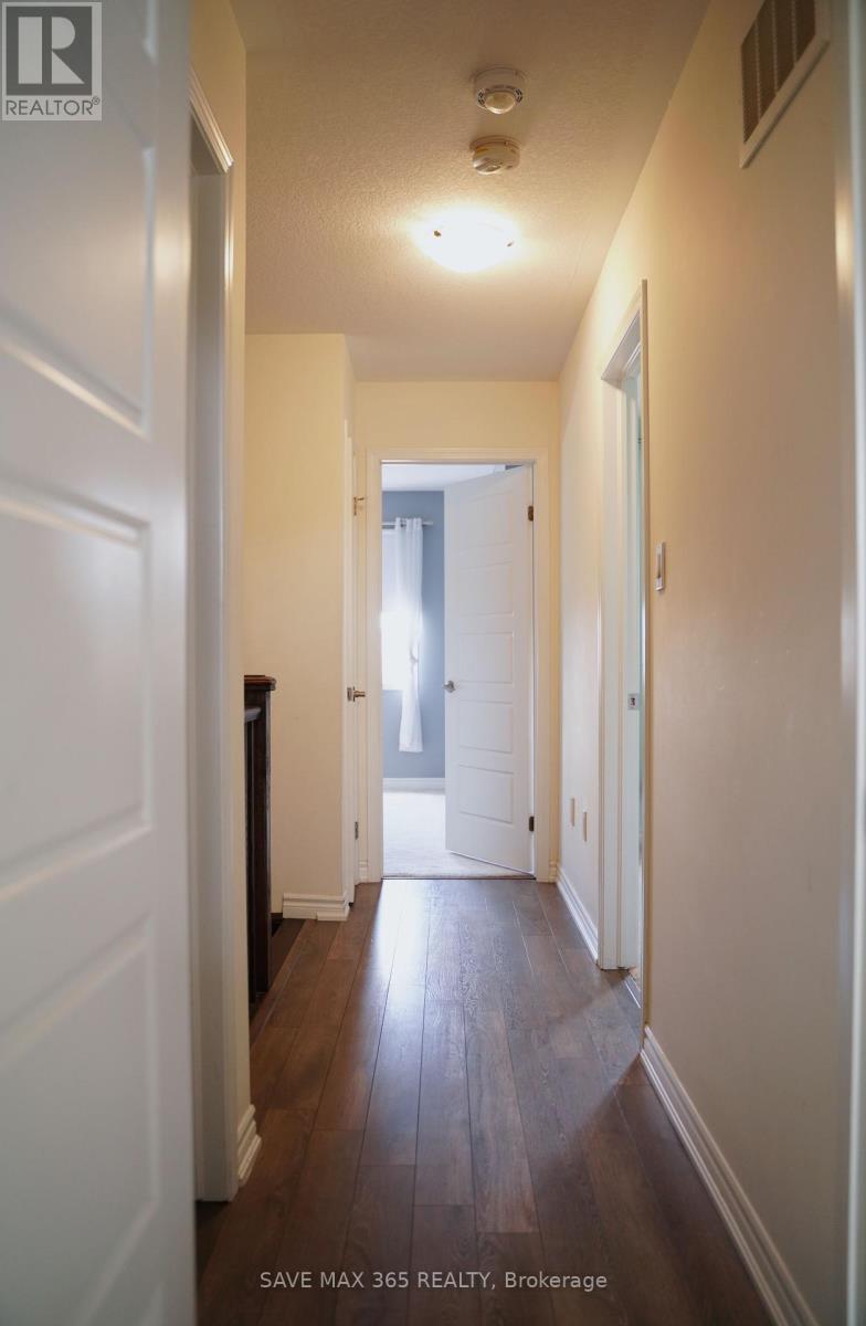 Photo 16 of 264 Waterbrook Lane, Kitchener ON