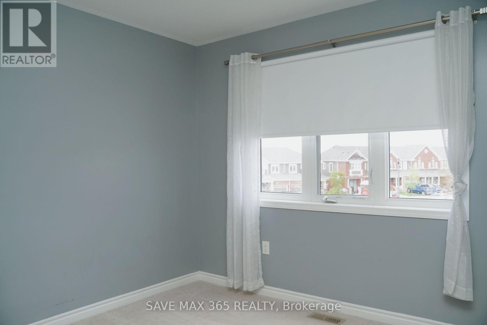 Photo 19 of 264 Waterbrook Lane, Kitchener ON
