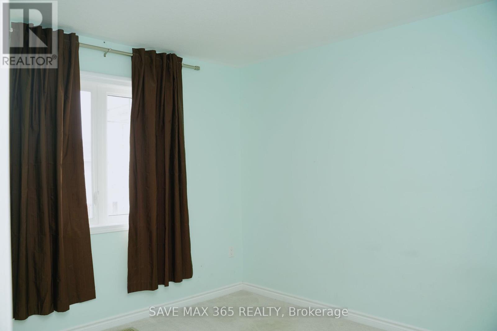 Photo 25 of 264 Waterbrook Lane, Kitchener ON