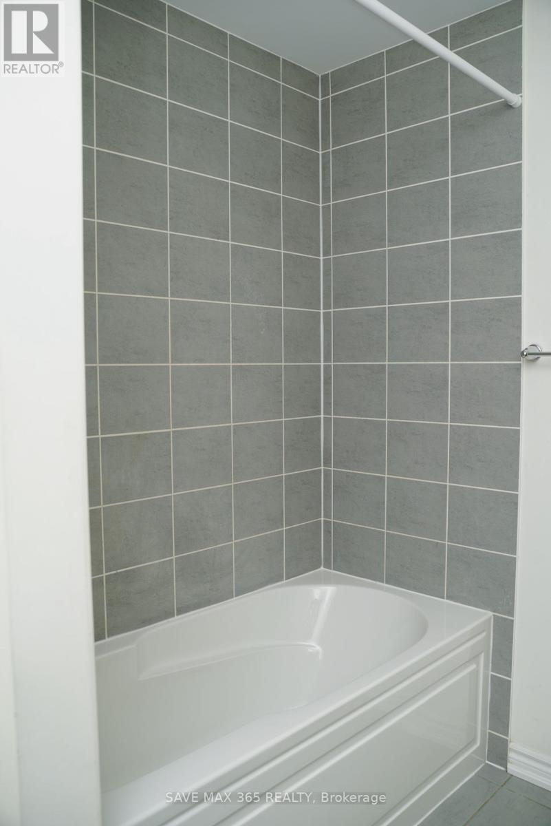 Photo 27 of 264 Waterbrook Lane, Kitchener ON