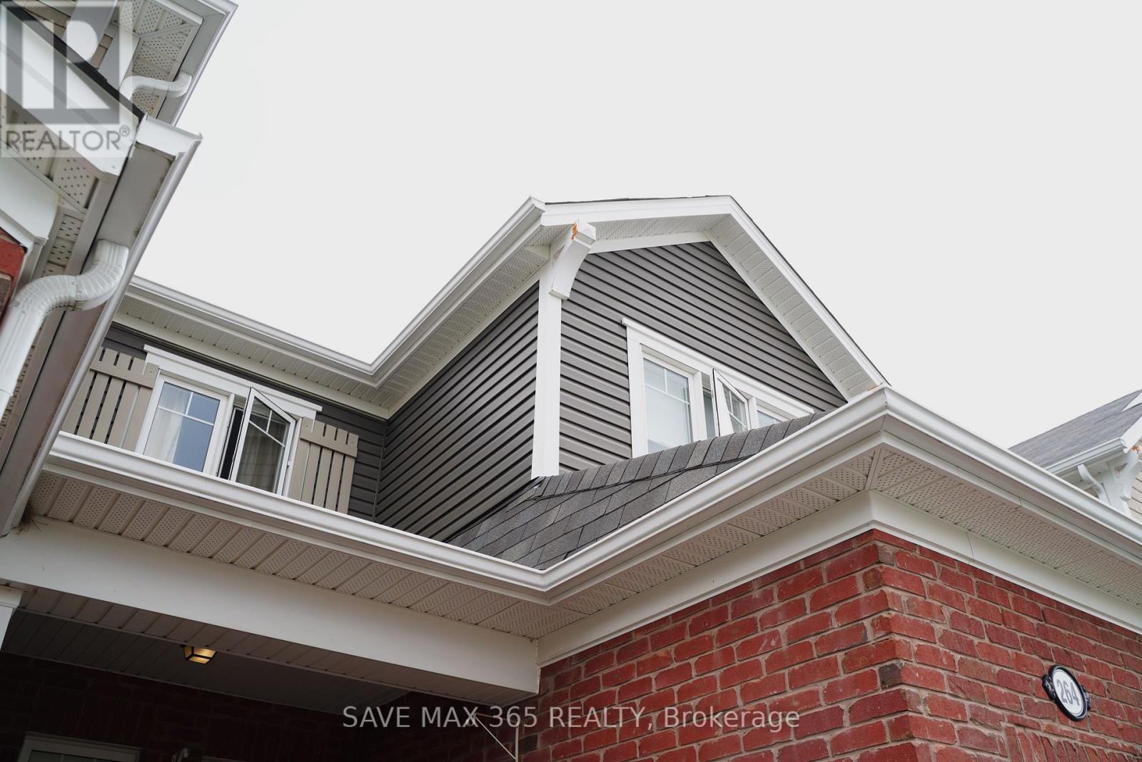 Photo 4 of 264 Waterbrook Lane, Kitchener ON