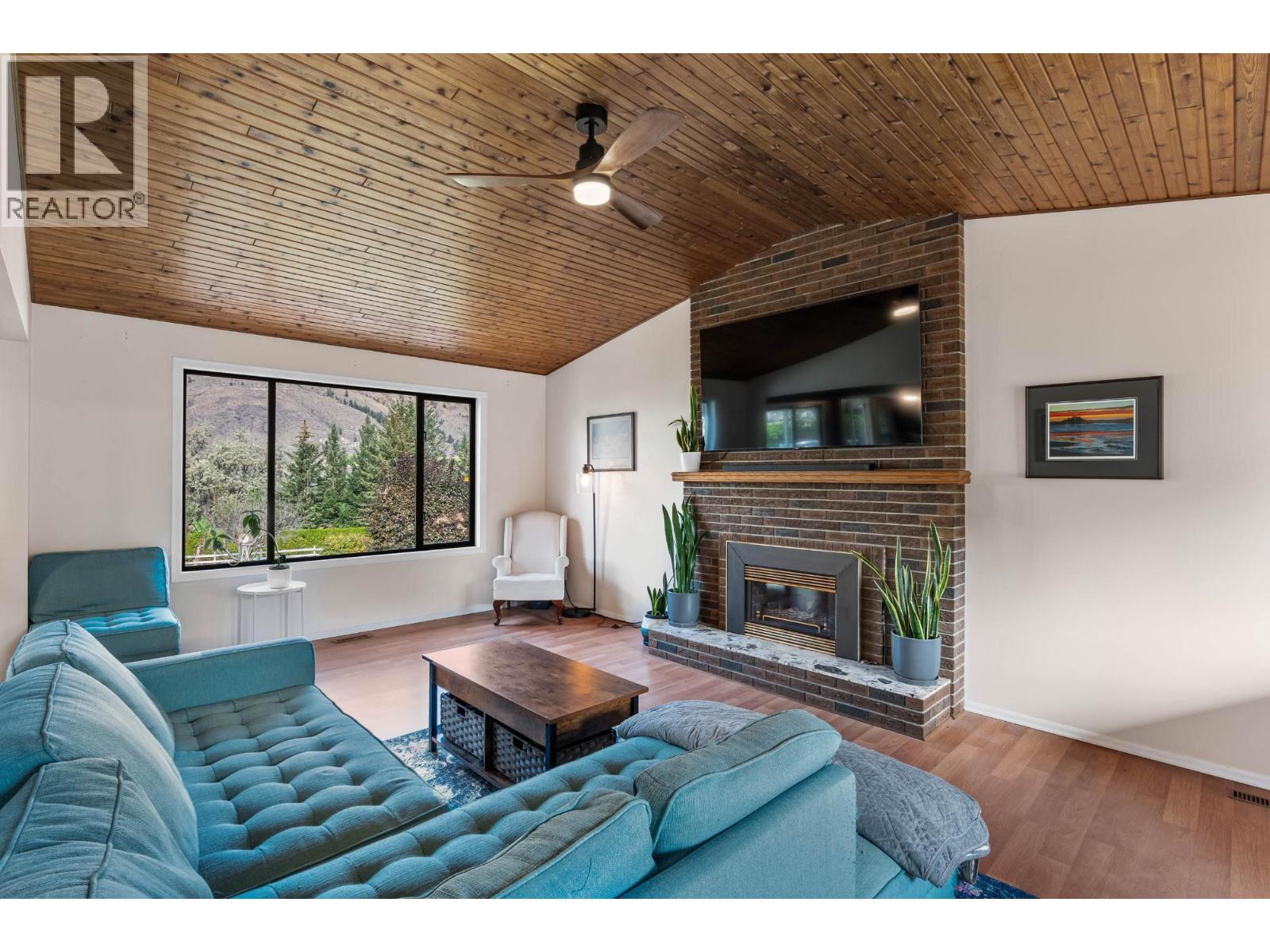 Photo 13 of 509 Durango Drive, Kamloops BC
